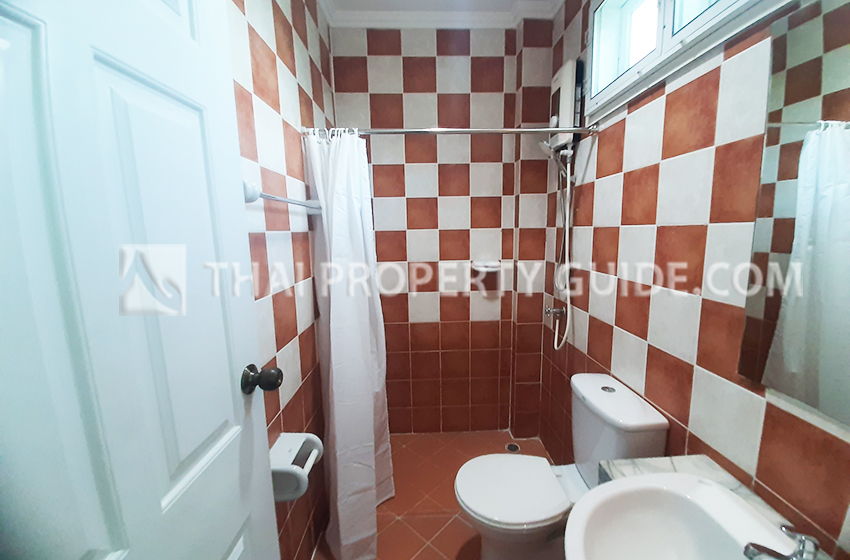 Townhouse in Sukhumvit 